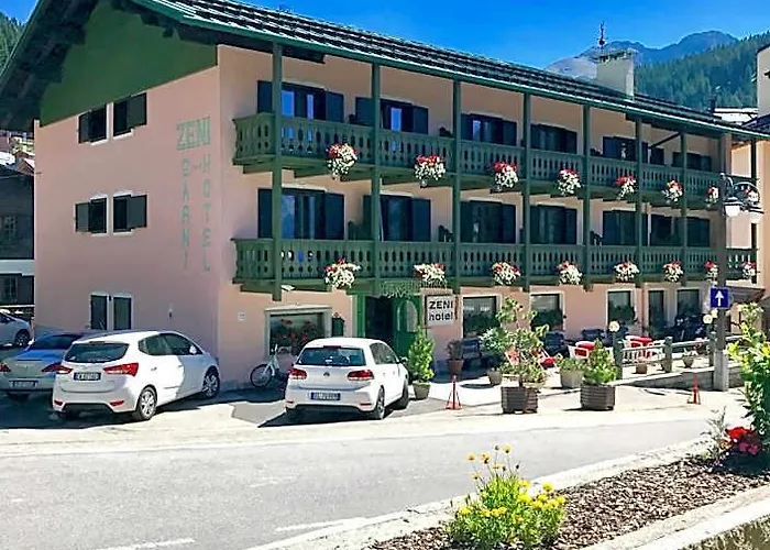 Hotel Zeni Madonna